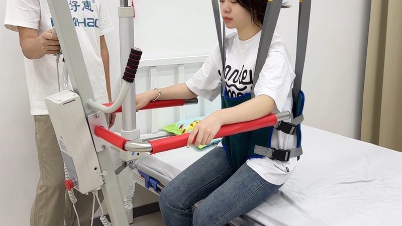 卧室床边防滑地垫，如何为失能老人安全护航**