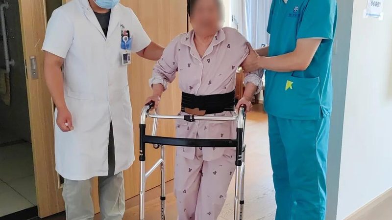 智能养老公寓安防监控，如何选择合适设备？**