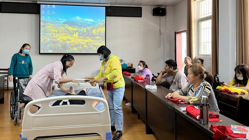 选择合适的养老机构是申请养老床位的关键步骤。以下是一些建议：